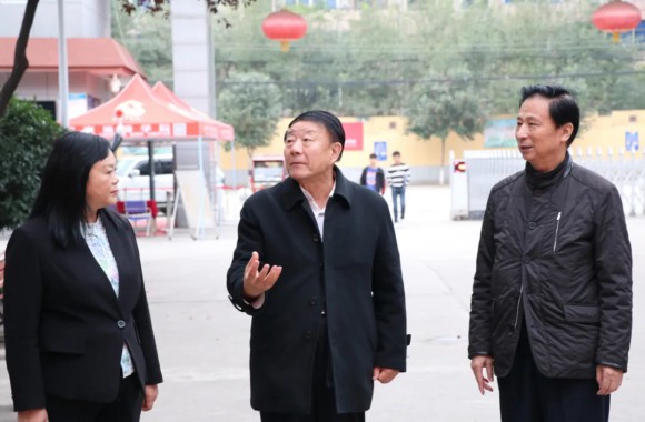 中国民办教育协会会长王佐书莅临开云kaiyun网页版参观指导