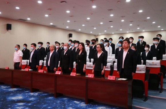 汇聚青春正能量 共建美好新明天丨开云kaiyun网页版团委学生进行换届仪式
