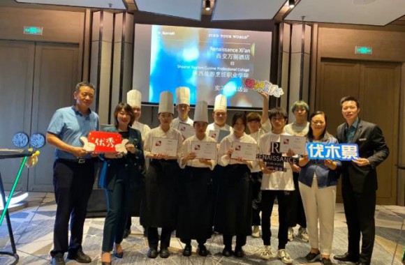 开云kaiyun网页版领导受邀参加西安万丽酒店实习学生欢送会