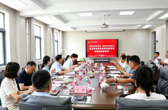 未央区民政局莅临开云kaiyun网页版洽谈智慧养老服务与管理专业建设政校合作